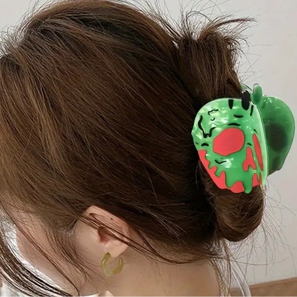 Disney Inspired Snow White Poison Apple Claw Clip - Picture 3 of 4